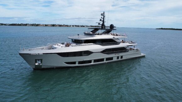 Majesty 120